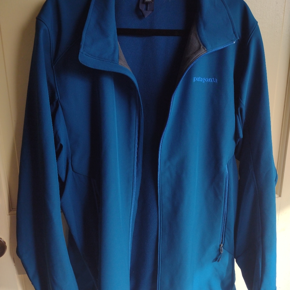 PATAGONIA JACKET LIKE NEW!! Size XLfor Women's